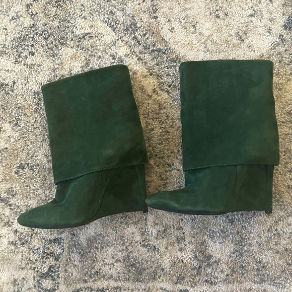 Unique Givenchy inspired dark green suede boots. - Picture 1 of 5